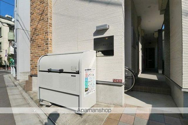 グレース中野富士見町の玄関写真
