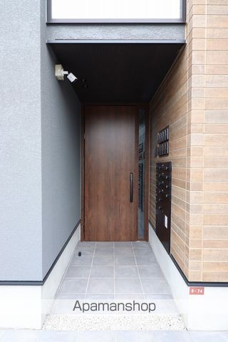 STORYの玄関写真