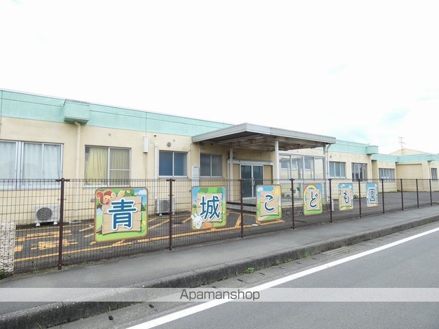 ファミーユ Bの周辺写真