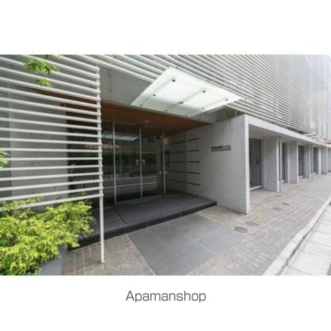 神楽坂南町ハウスの玄関写真