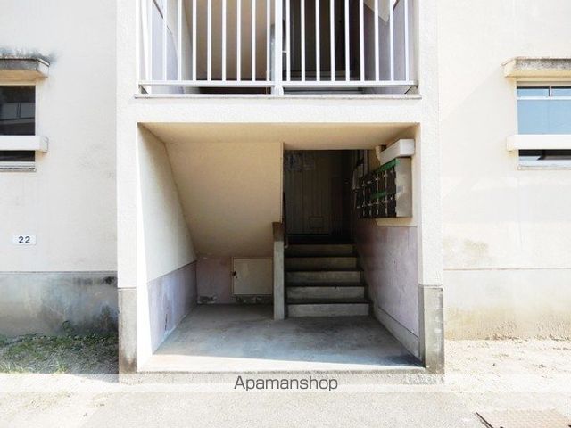 ビレッジハウス稲荷1号棟の外観写真