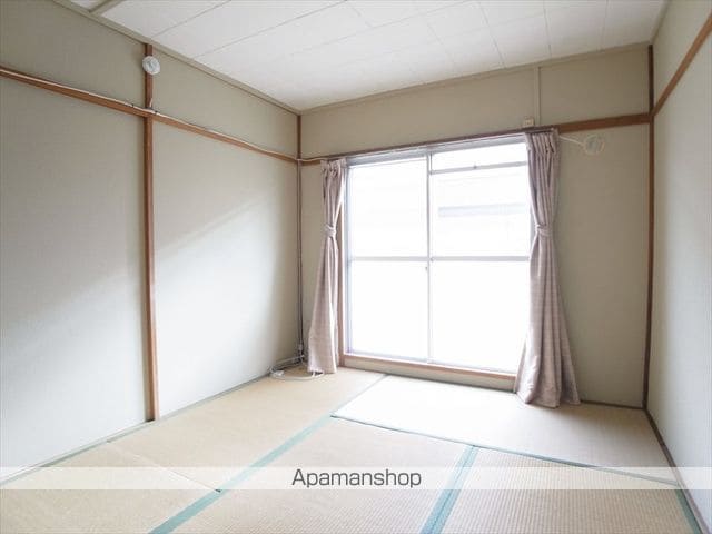 日農ハイツの内装写真
