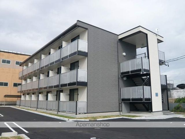 レオパレスフアモの外観写真