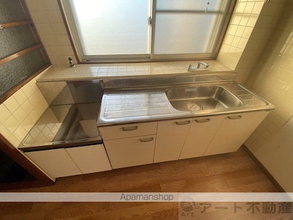 愛媛県松山市小坂５丁目[3DK/49.41m2]の内装2