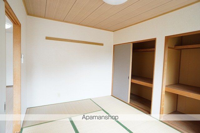 タウンハウス愛野公園 Dの内装写真