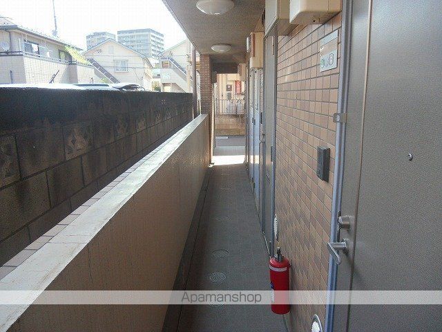 東武鉄道東上線 志木駅 徒歩8分 3階建 築27年の内装写真