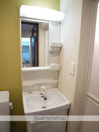 グランデージ鶴見[1K/19.68m2]の洗面所