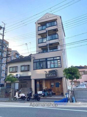 マンションハヤ今津の外観写真