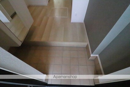 東京都羽村市緑ヶ丘４丁目[1K/29.72m2]の玄関