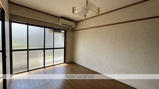 引地ビルの内装写真