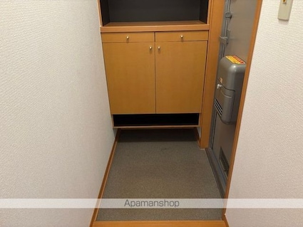 トゥルースタウン[2LDK/58.07m2]の玄関