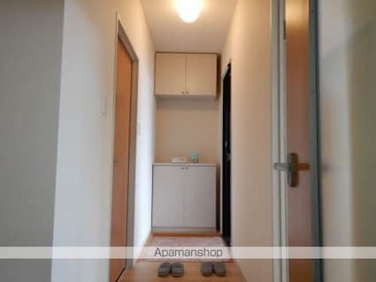 長野県松本市井川城１丁目[3LDK/68.25m2]の玄関