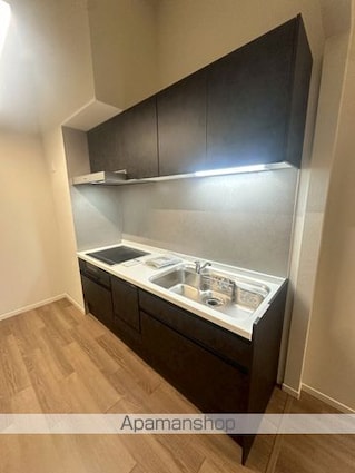 東京都世田谷区駒沢２丁目[1LDK/44.62m2]のキッチン