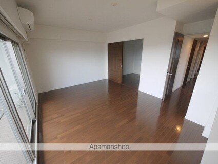 ステラートシティ桜山[3LDK/72.51m2]の内装3