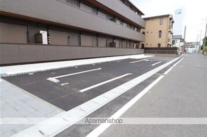 セルリアン・コート[3LDK/70.02m2]の駐車場