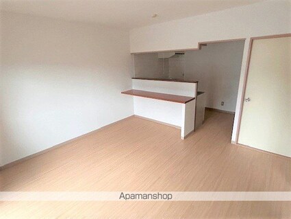 アビタシオン[2LDK/53.3m2]のリビング・居間1