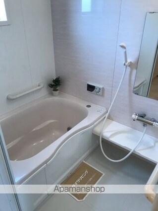 クレマンティーヌ　Ｂ棟[2LDK/66.79m2]のバス