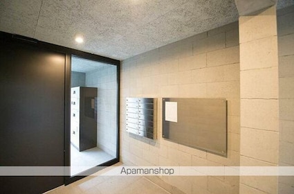 ＤｅｃｏｒＢｌｏｃｃｏ高円寺北[1R/21.99m2]のエントランス3