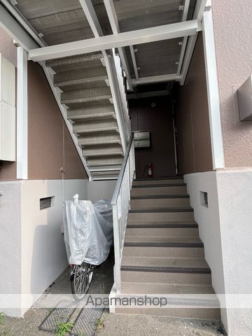 メゾンろーれるの玄関写真