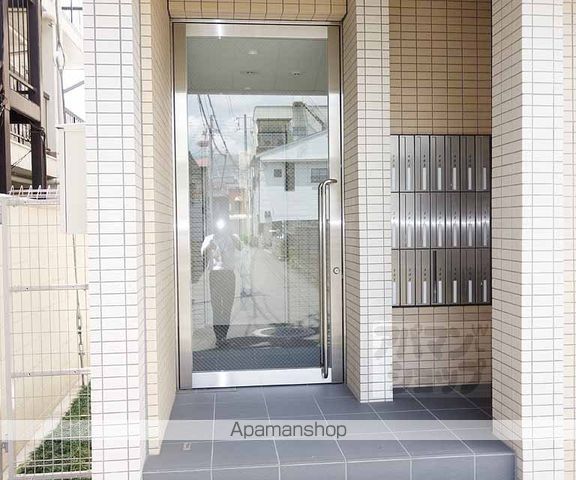 コンセール ロワンの玄関写真