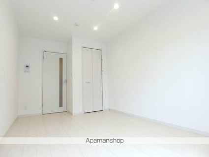 リブリ・三鷹ザ・テラス[1K/22.35m2]の収納