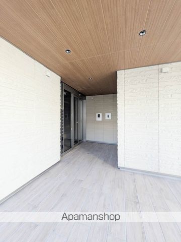 LUCE帯山西の玄関写真