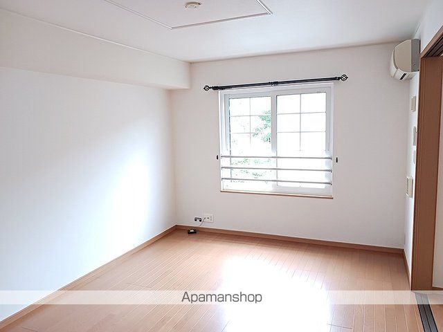 リバーバンクガーデンAの内装写真