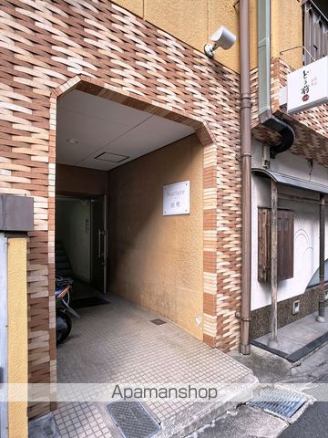 ナーチャー田町の玄関写真