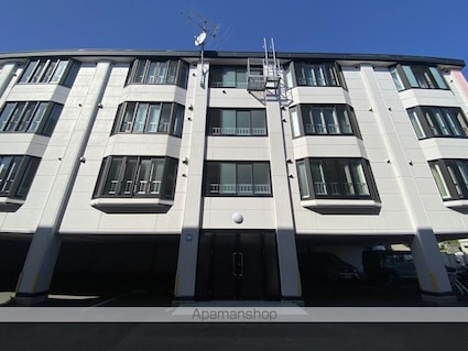 ロイヤルガーデンＡ[1DK/41m2]の外観1