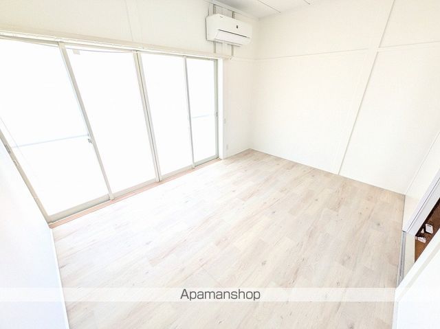 飯田線 下山村駅 徒歩12分 1階建 築36年の内装写真