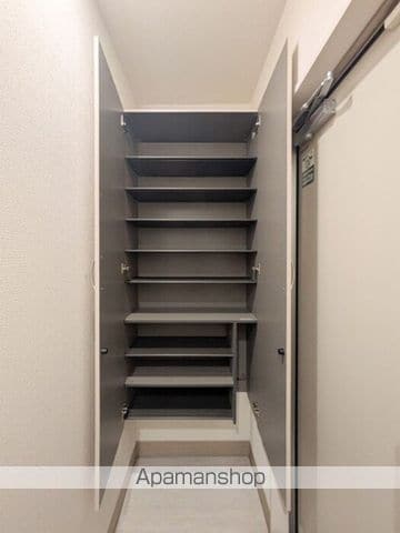 ノーブルラフィネ万平町 Aの内装写真