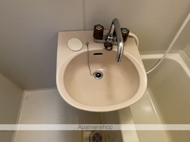 レオパレス新津町の内装写真