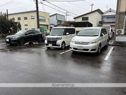 レジェンド　Ⅱ[1R/32.61m2]の駐車場