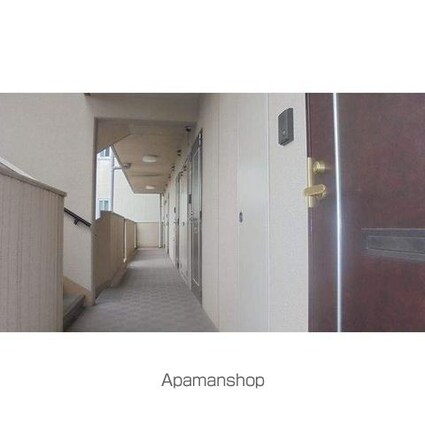 ポーロニア柳原[1K/24.75m2]のロビー