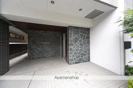 エンテヴィレ南麻布[1K/26.97m2]のエントランス