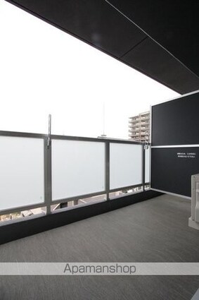 ＭＡＹＦＡＩＲ　ＫＩＹＯＭＡＣＨＩ　ＰＲＥＭＩＵＭ[1LDK/32.2m2]のバルコニー