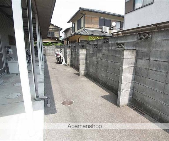 シェリール宝ヶ池の外観写真
