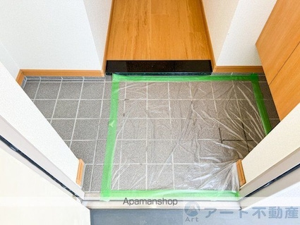 ヴィヴァーチェ東石井[1K/30.96m2]の玄関