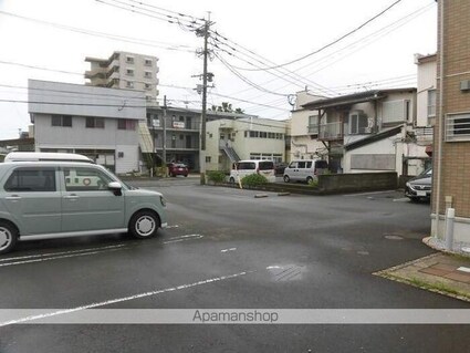 シャトーＫ[1LDK/51.35m2]の駐車場