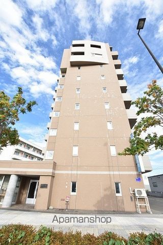 駅前大通マンションの外観写真