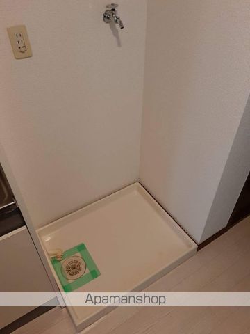 3RD IKEMOTOの内装写真