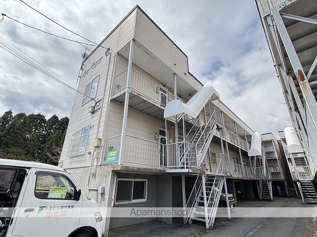 メゾンプリムローズB棟の外観写真