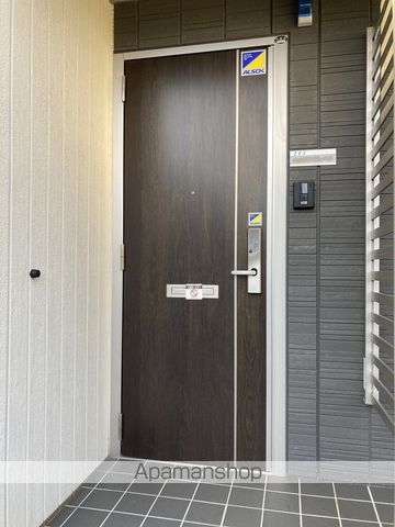 アステール IIIの玄関写真