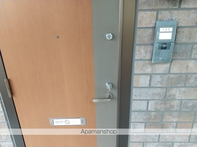 ウィステリア原の内装写真