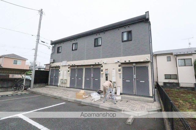 レオパレス雷塚IIの外観写真