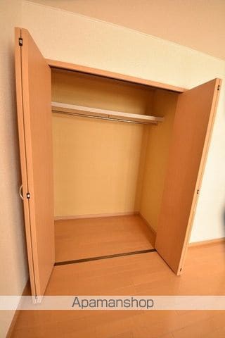 シャイニングコート クリビアIIの内装写真