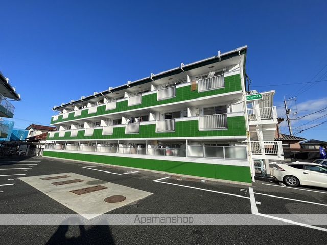 タウンハウスA棟の外観写真
