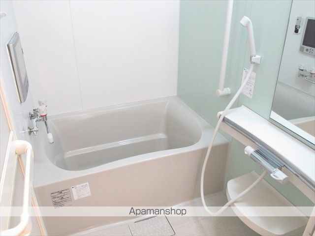 アルムレジェンドIIIの内装写真