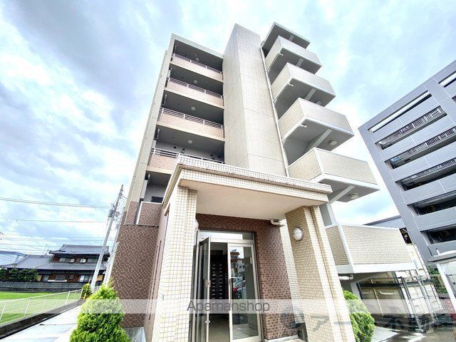 ルミエール山越の外観写真