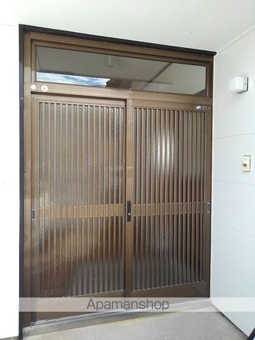 越後線 関屋駅 徒歩9分 2階建 築39年の玄関写真